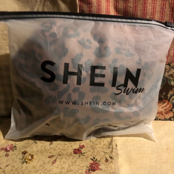 SheinSwim Leopard knotted swimsuit - Picture 4 of 4